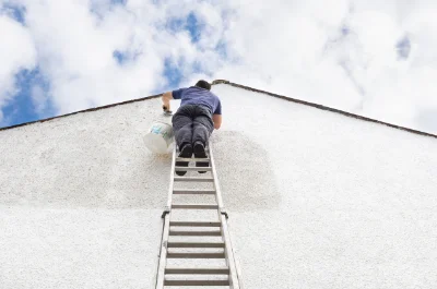 Peinture extérieure à Laguian-Mazous — façades et ravalement